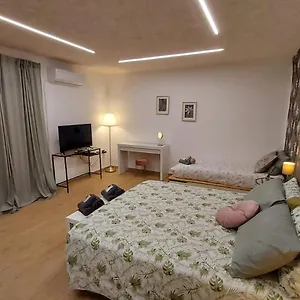 Dn House Hébergement de vacances